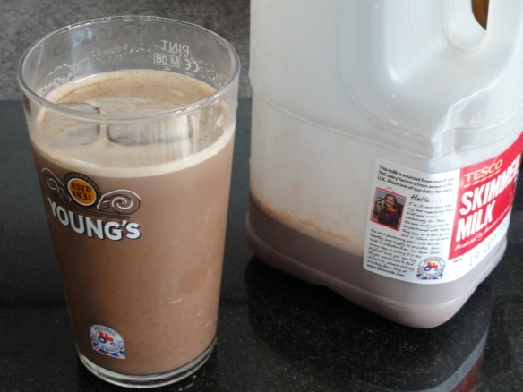 Reduced fat cocoa milk shake Reduced fat cocoa milk shake