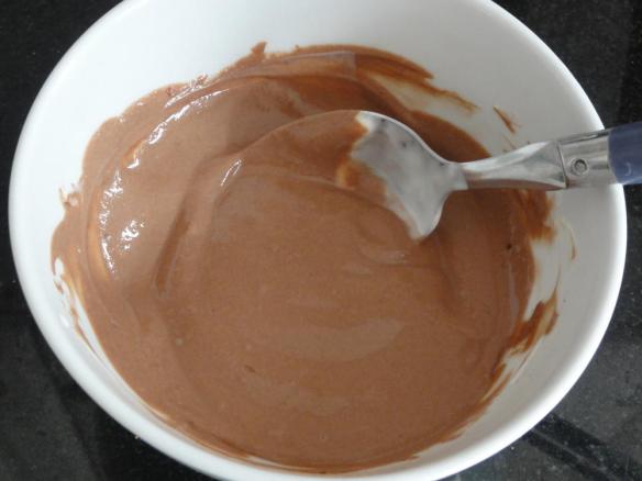 Yogurt with reduced fat cocoa